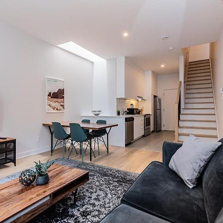 Cool And Clean Flat By Atwater Market By Den Stays มอนทรีอัล ภายนอก รูปภาพ